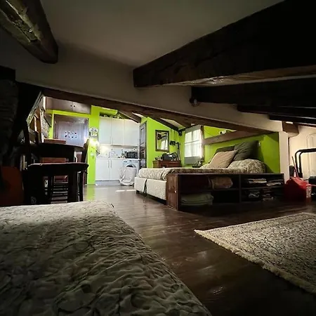Apartment Cozy Mansard In The Old Town